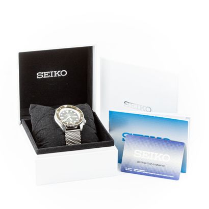 null SEIKO

Montre homme, boitier et bracelet acier, mouvement mécanique.

2021

Coffret,...