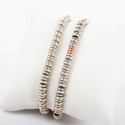 null POMELLATO, DoDo - Silver Grain

One silver and one silver and gold bracelet

Gross...