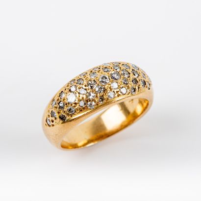 null Ring set with 8/8 diamonds, gold setting 

Gross weight: 5.6 g - Finger: 47