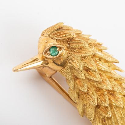 null Gold and green stone bird brooch.

Circa 1960 

Gross weight: 12.7g - H: 5.5...