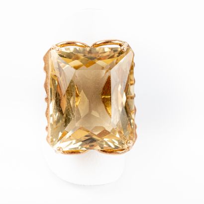 null 24 carats citrine cocktail ring, gold setting 

Gross weight : 10.2 g - Finger...