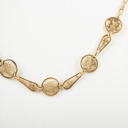 null Necklace drapery in gold filigree 

Weight: 27.6 g - L: 51.5 cm