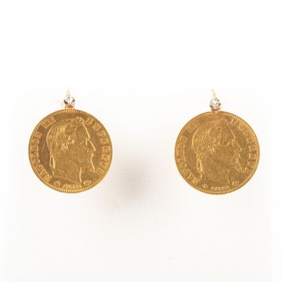 pièces de 5 Fr or montées en pendants d'oreilles...