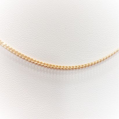 null Gold choker necklace with curb chain 

Weight: 4.9 g - L: 45 cm