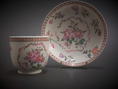 null China



Porcelain cup and saucer with polychrome decoration of flowers in Famille...