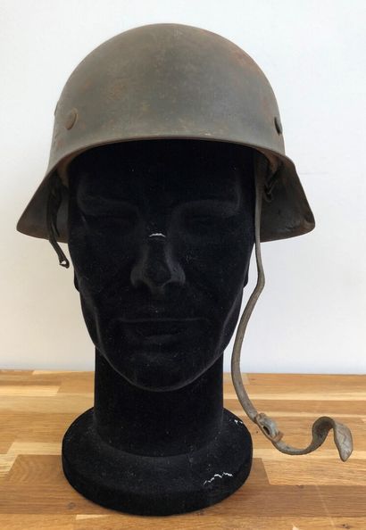 null German helmet model 1942, a "WH" badge at 50%. Small size, leather interior...