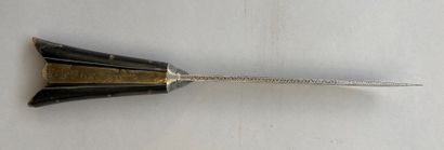 null Syriac dagger, beautiful concave-edged blade with guilloche back, 185mm long....