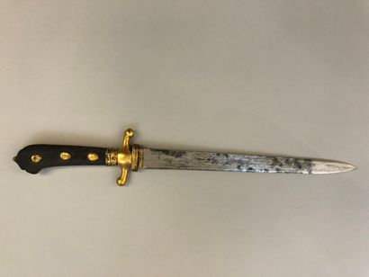 null Nice vennery dagger 470mm long with 315mm blade. Flat back symmetrical blade...