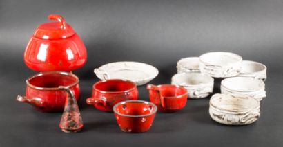null Gérad HOFMANN in Vallauris

Soup tureen and three pans in red glazed ceramic...