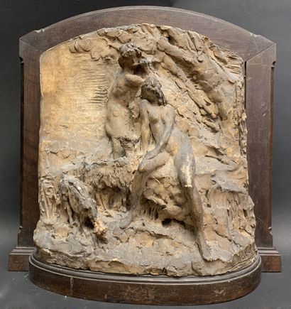 null André César VERMARE (1869-1949)

Shepherd and Ancient Muse

Patinated plaster,...