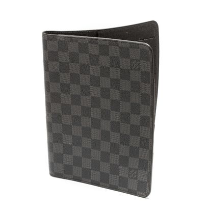 null 
LOUIS VUITTON, Paris

Desk diary cover in checkered leather, monogrammed X.R

23.5...