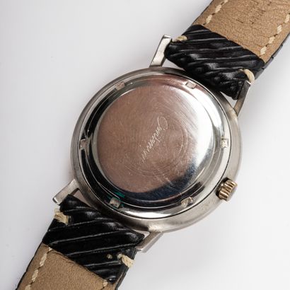 null 
ETERNA MATIC - "Centenary




Men's watch, 34 mm steel case, mechanical movement...