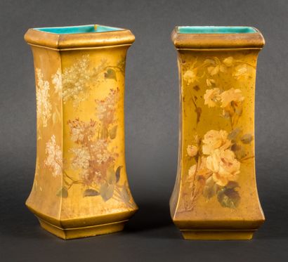 null SARREGUEMINES

Pair of quadrangular vases in gilded enamelled earthenware with...