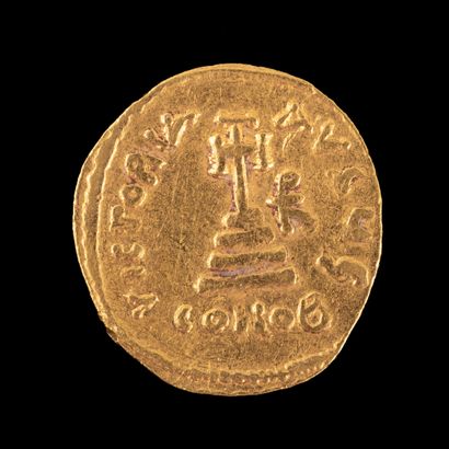null HERACLIUS Solidus gold

A/ Heraclius with his sons Constantine and Heracleonas-...