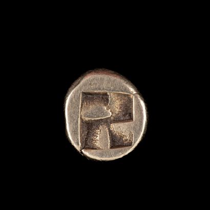null PHOCEE- Hecte of Electrum ( -387-326)

A] Woman's head on the left - R] Square...