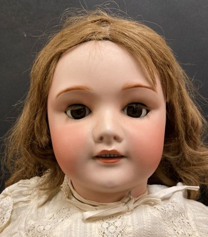 null Large doll SFBJ 301, UNIS France period, size 16, porcelain head, brown tilting...