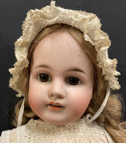 null Lot de deux poupées anciennes de fabrication allemande en état d'usage avec...