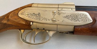 null French Baby Bretton "Fair Play" model over and under rifle number 40957. White...