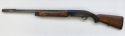 null Manufrance Perfex semi-automatic rifle. Weapon Number 206205. Barrel with ventilated...