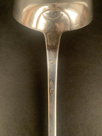 null Silver ladle, Uni-Plat model, figured.

Vieillard hallmark.

Weight : 191g