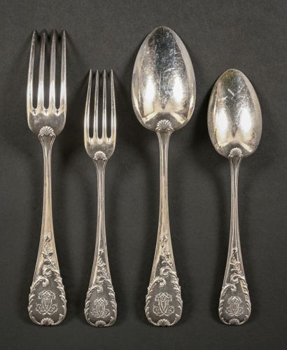null Silver household set, Rocaille model. 

It includes eighteen large place settings...