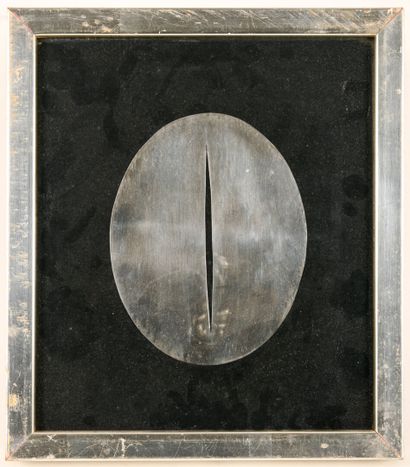 null L.F, 1969

Abstract composition

Aluminum plate

View: 29 x 25 cm