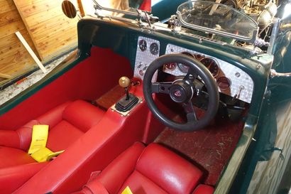 null LOTUS SEVEN Serie IV Twin Cam

Cabriolet, racing green, right hand drive, 1st...