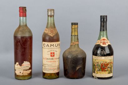 null 4	bouteilles 	COGNAC 	très anciens 	 (Otard "plus de 20 ans d'âge", sans étiquette,...