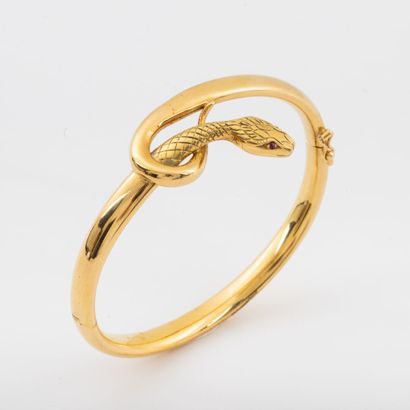 null Bracelet "Serpent" half-rimmed with hinge in 18K gold 
Weight : 17.9 g - Diam:...