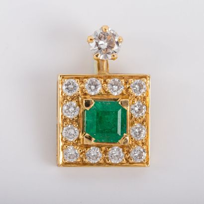 Emerald pendant, brilliant-cut diamonds approx....