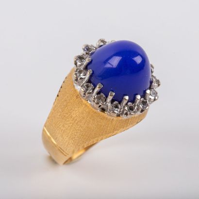 *Dome ring with blue stone and white stone...