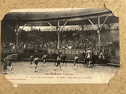 null 4 albums of old postcards (CPA) Regionalism, Sports, Champagne Mercier, World...