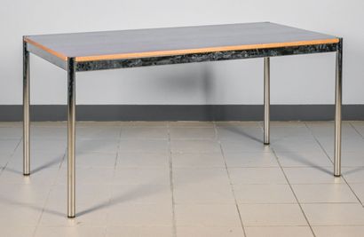 USM House
Modern desk, laminate top, chromed...
