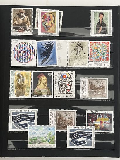 null 5 albums of stamps :France Various + Morocco + Various
 condition : **/*/O
Expert...