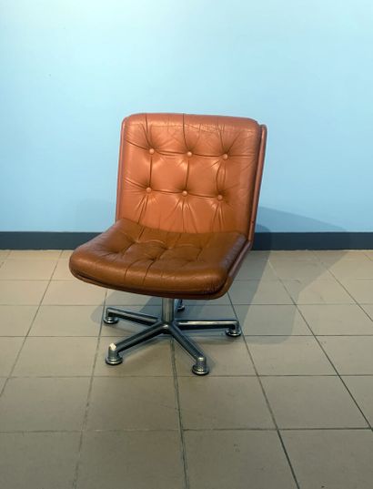 Swivel office chair in upholstered leather,...