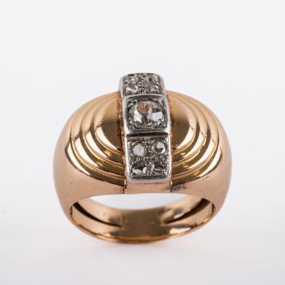 null Dome ring, old-cut diamonds, approx. 0.25 carat, with rose-cut diamonds.
Circa...