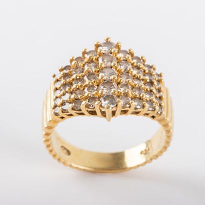 null Band ring, paved with brilliant-cut diamonds, approx. 2.20 carats, set in 18K...