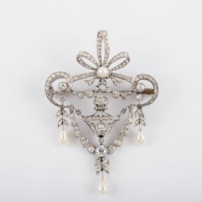 null Noeud" brooch with pendants, old-cut diamonds, rose, pearls, platinum setting...