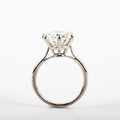 null Bague solitaire diamant taille brillant, 4.44 carats, couleur K, pureté VS1,...