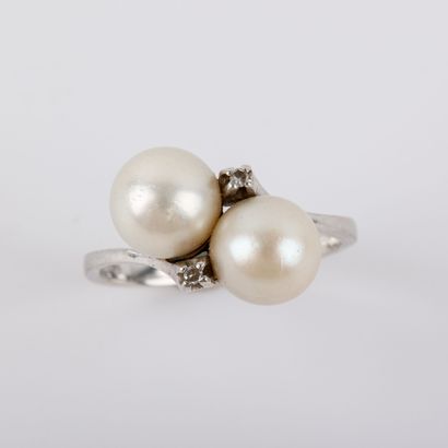 null Bague "vous & moi" perles de culture, diam : 7.5 mm env, épaulées de diamants...