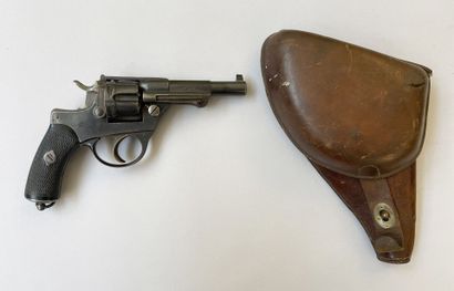 null Superb 1874 civilian revolver made by Chamelot Delvigne, patented invention...
