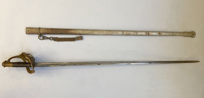null 1896 cavalry officer's saber, second size, made in Chatellerault in 1906. Nickel-plated,...
