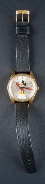 null Montre d'homme "Mickey Mouse", boitier métal doré 33 mm, dateur à 3h, mouvement...