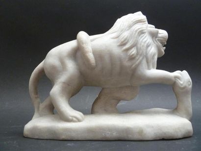 null ECOLE FRANCAISE fin XIXe
Lion au serpent
Sujet en marbre
L : 22 cm