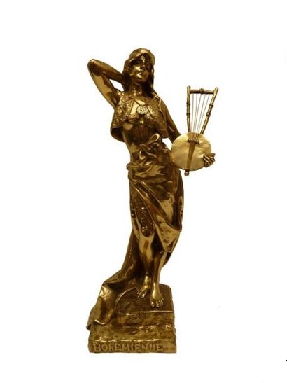 null Emmanuel VILLANIS (1858-1914)
"La bohémienne" 
Bronze doré, signé. 
H : 56 ...