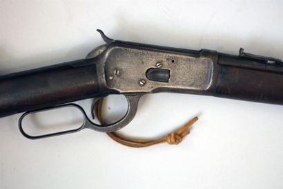 null Carabine de selle Winchester 1892 numéro de série 625337. Calibre 44 W.C.F....