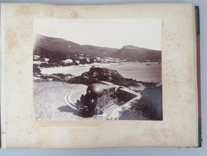 [AFRIQUE DU SUD]. Album in-quarto à l'italienne (28 X 39 cm) de 79 photographies...