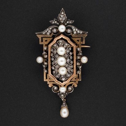 Pendentif broche perles de culture et diamants...