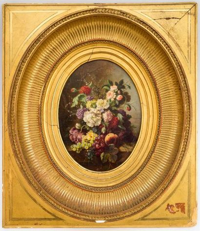 null ECOLE FRANCAISE, XIXe
Bouquet
Huile sur panneau 
21 x 16 cm