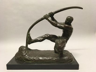 null Affortunato GORI (1895 - 1925) 
Jeune archer
Sculpture en bronze à patine verte...